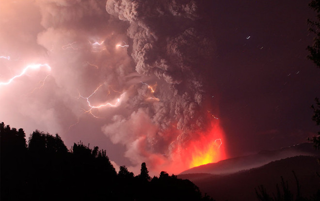 erupted-volcano-chile-francisco-negroni-9-660x416